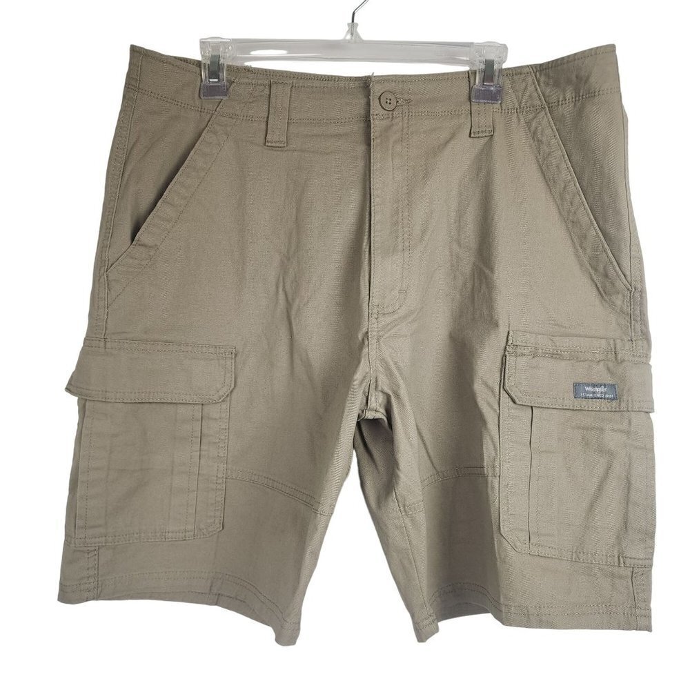 Wrangler Cargo Shorts Relaxed Fit Stretch Khaki Tan Men's 36